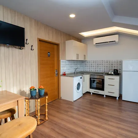 Yusra Aparthotel 2*